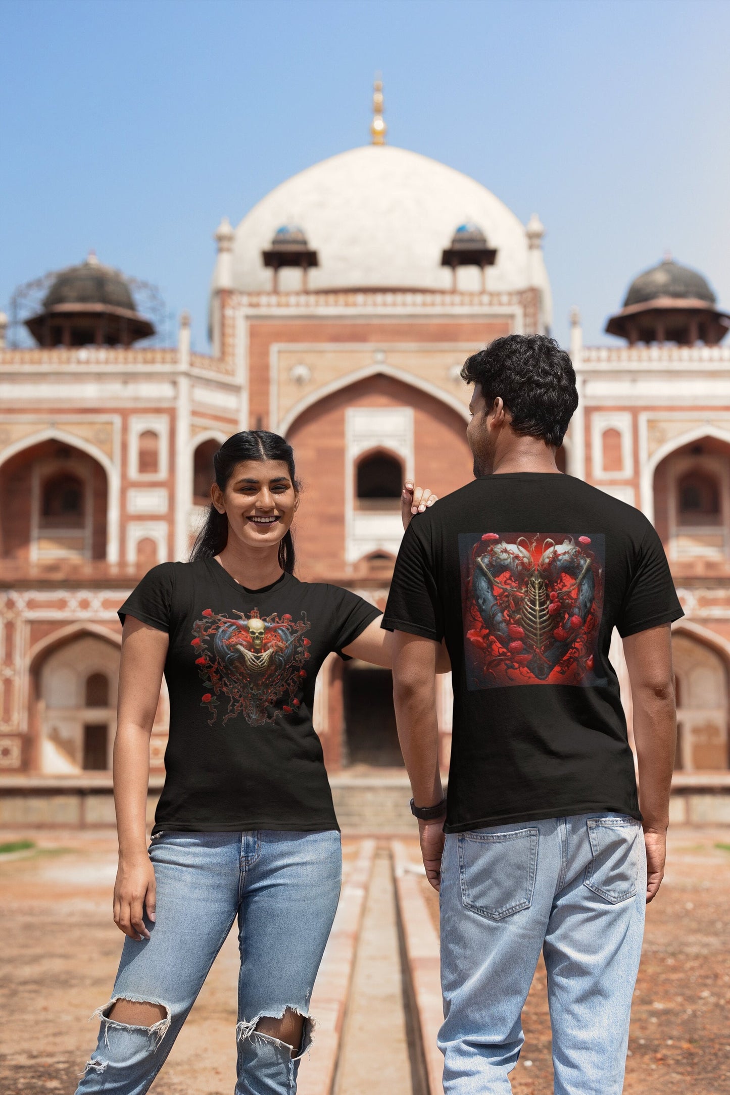 Bloody Rose Skull Heart: Limited Edition Valentine's Day Tee! Make a Statement of Love with Style! #ValentinesDayFashion